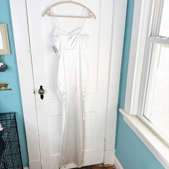 Windsor Lola High Slit White Satin Maxi Dress Bridal Event Sexy Dance NEW Size S - Picture 11 of 16